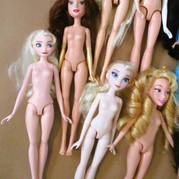 Lot Of 13 Disney Princess Dolls Various Characters & Styles Ariel Elsa Jasmine A - Picture 4 of 5